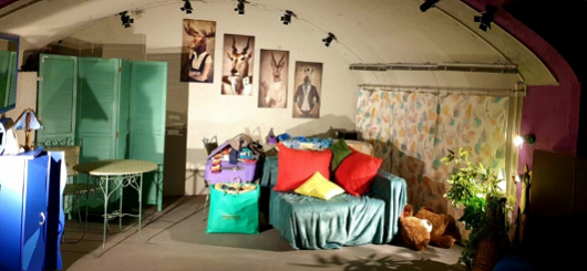 Ein Satz zuviel - Bühnenbild (c) Akzent Theater